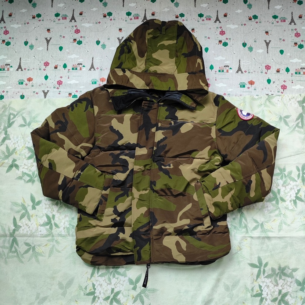Canada Goose Camouflage Hooded Puffer Jacket - Green & Brown